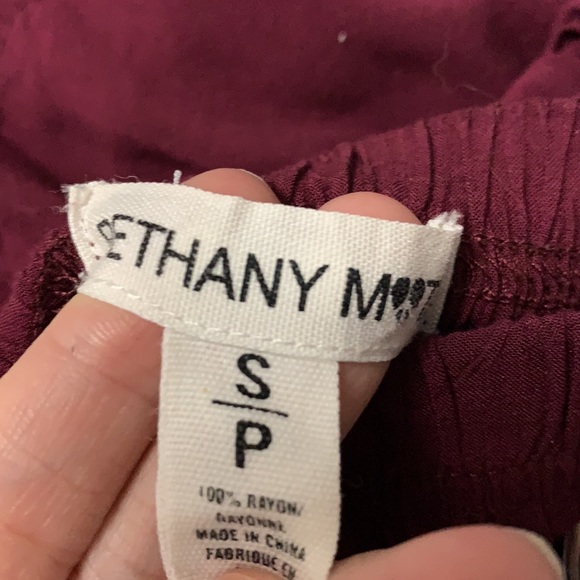 Aeropostale Bethany Mota burgundy skater skirt - Picture 3 of 3